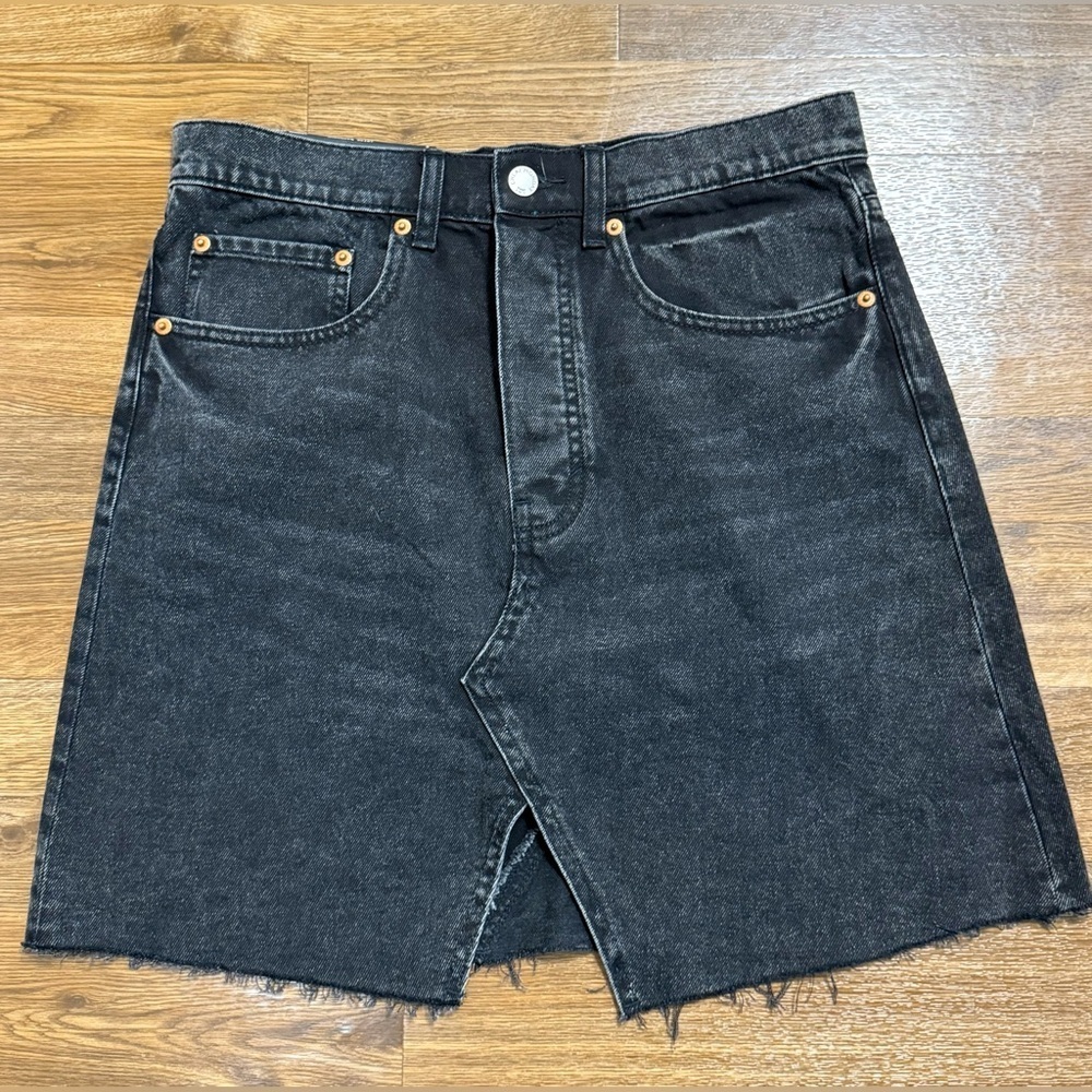 NWT Cheap Monday Organic cotton distressed black denim jean mini skirt Small - Picture 7 of 8